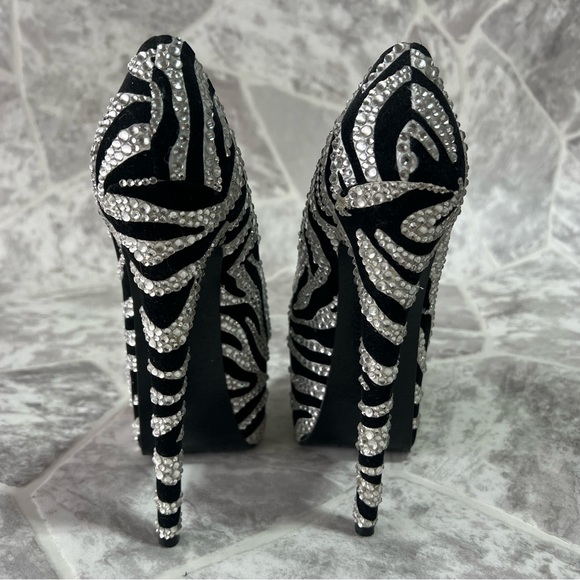 Platform Zebra Pumps - Picture 4 of 4